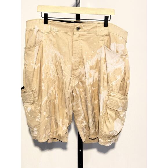 Eddie Bauer Mens Size 40 Khaki Cargo Shorts Custom - Picture 1 of 3